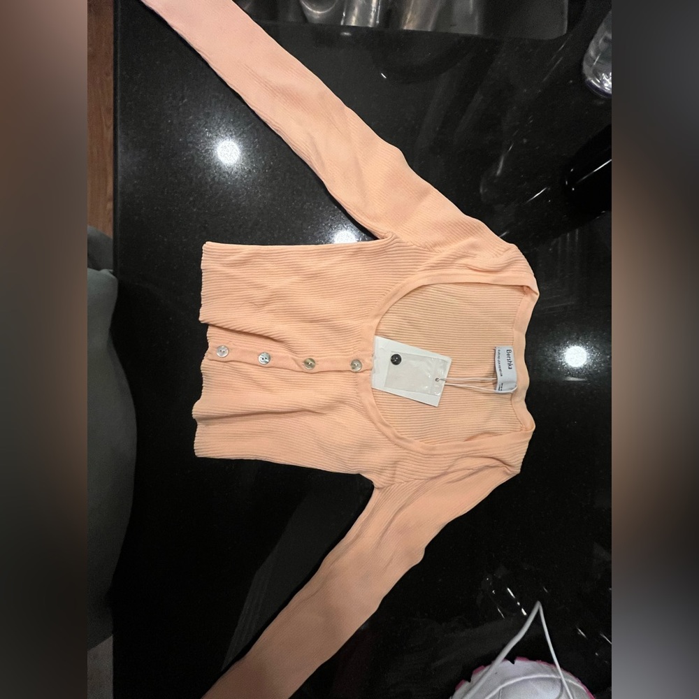 bershka NWT light orange/pink shirt, size xs